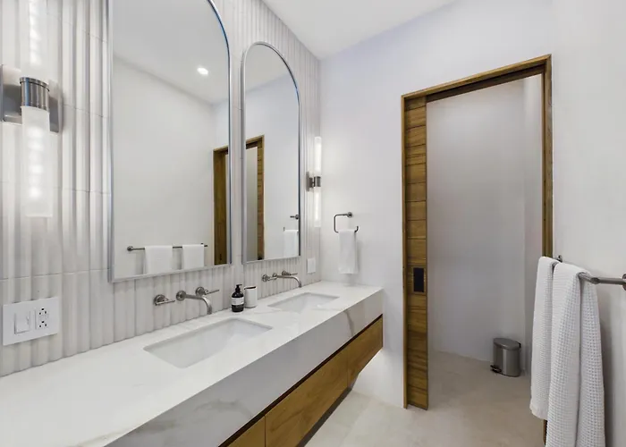 Casa Nunc - New - 3 Minute Walk To The *